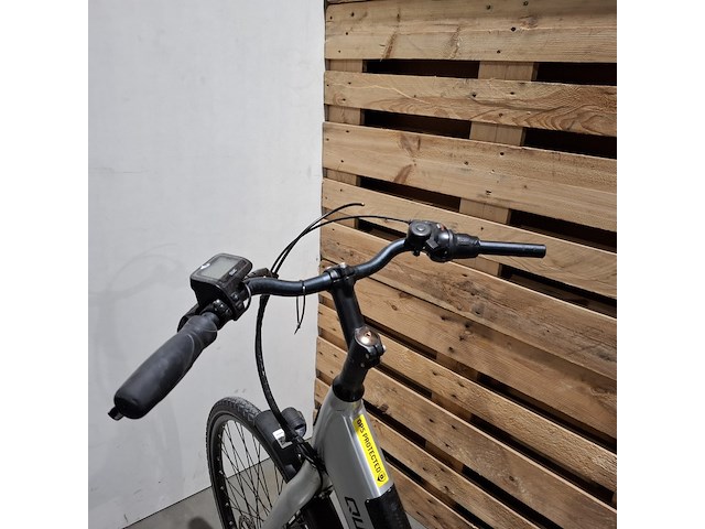 Elektrische damesfiets, qwic - afbeelding 8 van  12