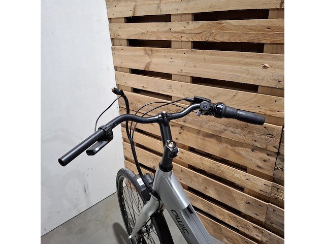 Elektrische damesfiets, qwic - afbeelding 19 van  22