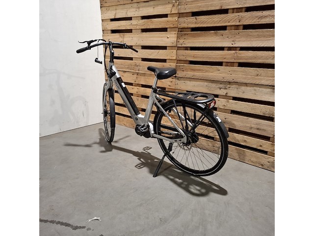 Elektrische damesfiets, qwic - afbeelding 9 van  14