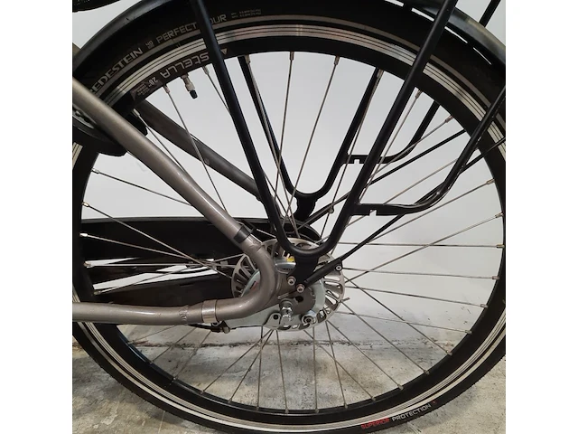 Elektrische damesfiets stella, vienna - afbeelding 13 van  15