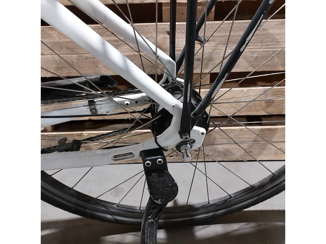 Elektrische damesfiets, univega, wit - afbeelding 10 van  14