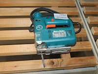 Elektrische decoupeerzaag black & decker. - afbeelding 1 van  2
