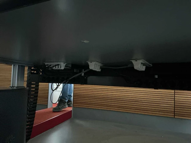 Elektrische dubbel bureau - afbeelding 15 van  18