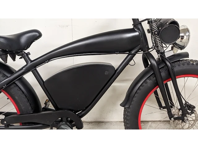 Elektrische e-cruiser, vintage, zwart, 2023 - afbeelding 20 van  23