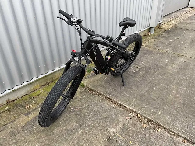 Elektrische fat bike mtb - afbeelding 2 van  8