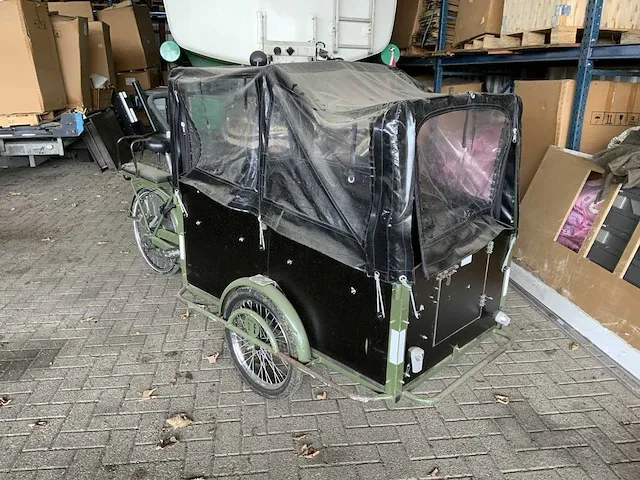 Elektrische ff bakfiets 6 persoons - afbeelding 1 van  13