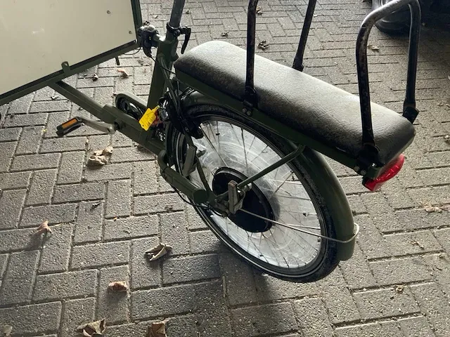 Elektrische ff bakfiets 6 persoons - afbeelding 8 van  13