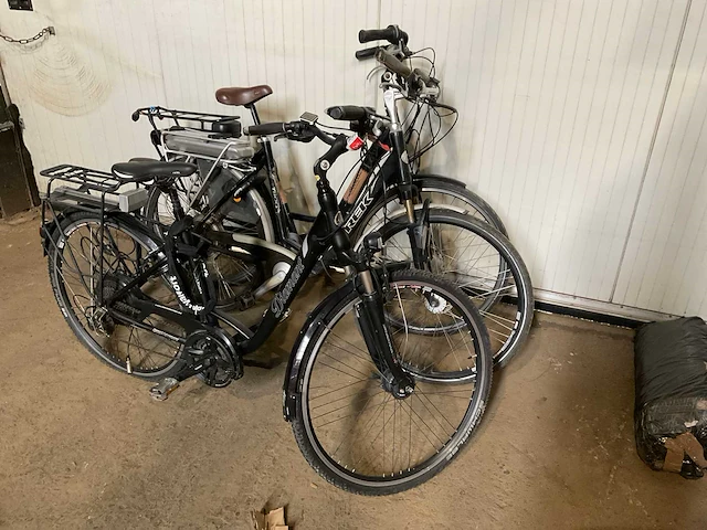 Elektrische fiets (3x) - afbeelding 1 van  14
