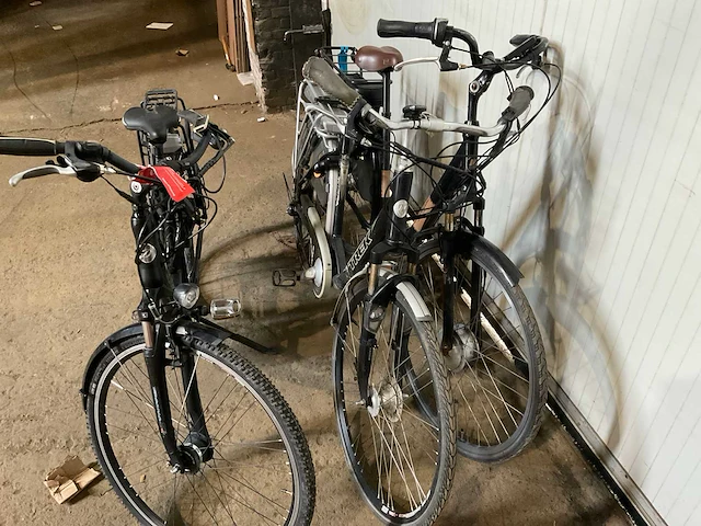 Elektrische fiets (3x) - afbeelding 10 van  14