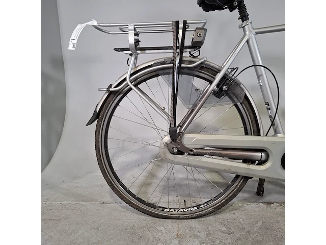 Elektrische fiets batavus, allround bike - afbeelding 12 van  16