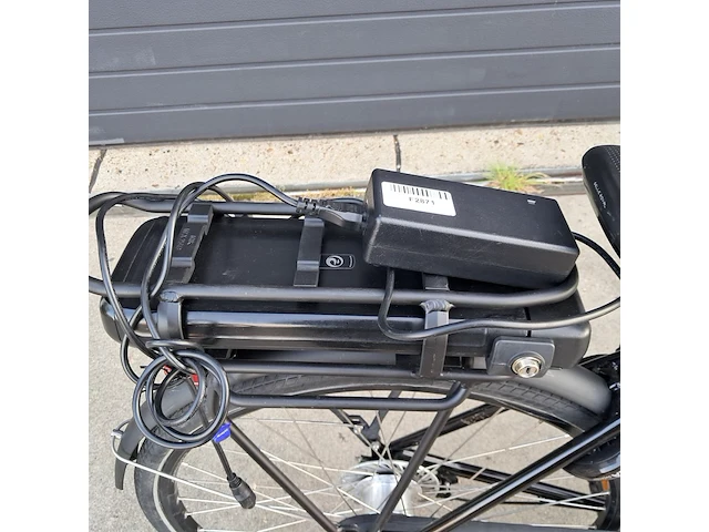 Elektrische fiets, batavus, e-fonk, zwart - afbeelding 7 van  10