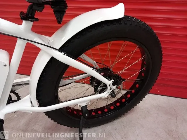 Elektrische fiets beach cruiser, wit, bouwjaar 2023 - afbeelding 8 van  25