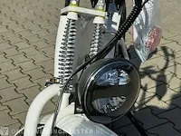 Elektrische fiets beach cruiser, wit, bouwjaar 2023 - afbeelding 13 van  25