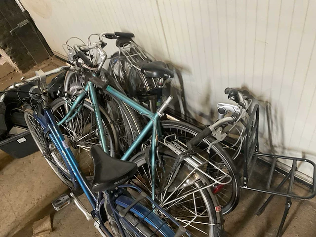 Elektrische fiets fietsen en onderdelen partij - afbeelding 3 van  13