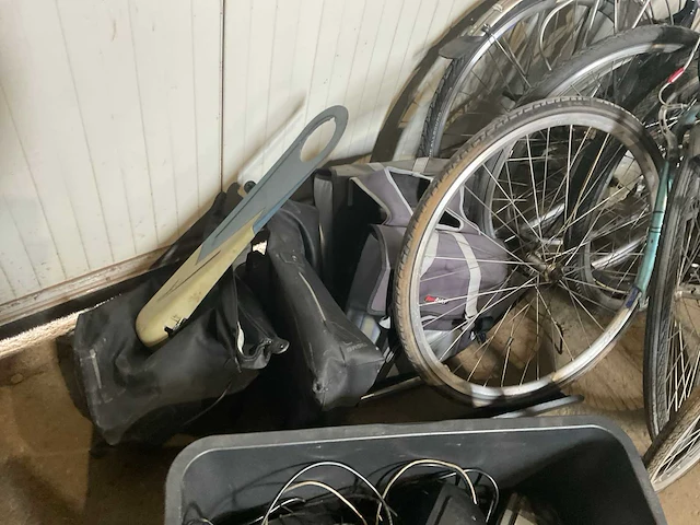 Elektrische fiets fietsen en onderdelen partij - afbeelding 5 van  13