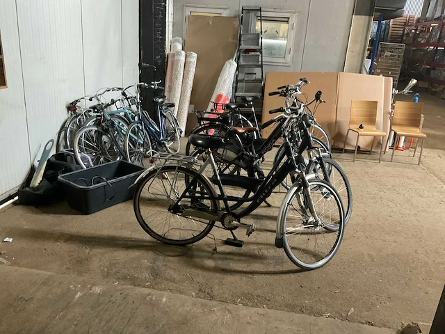 Elektrische fiets fietsen en onderdelen partij - afbeelding 8 van  13
