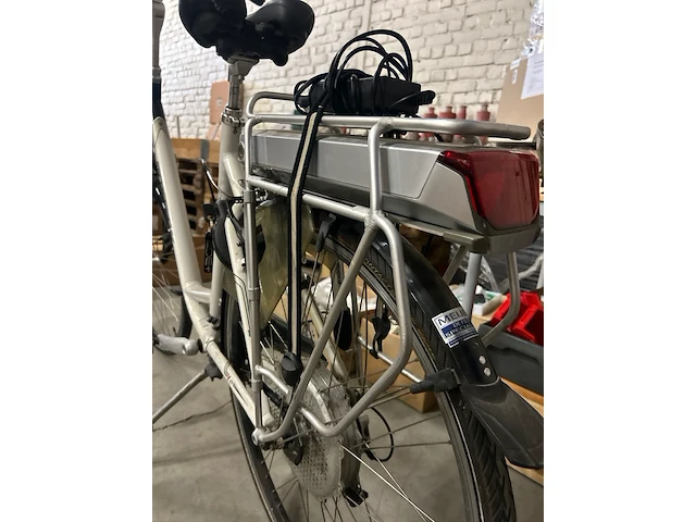 Elektrische fiets trek - afbeelding 7 van  10
