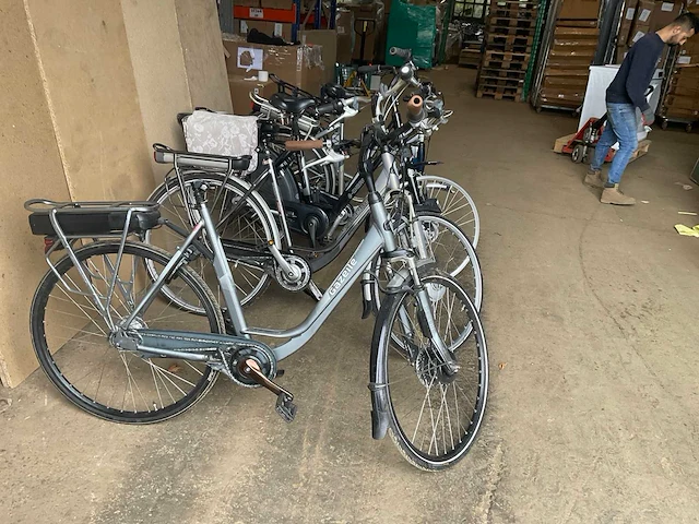 Elektrische fiets voor onderdelen (5x) - afbeelding 3 van  10