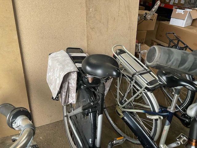 Elektrische fiets voor onderdelen (5x) - afbeelding 8 van  10