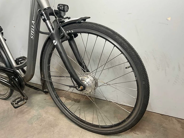 Elektrische fiets - afbeelding 8 van  12