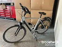 Elektrische fiets - afbeelding 4 van  8