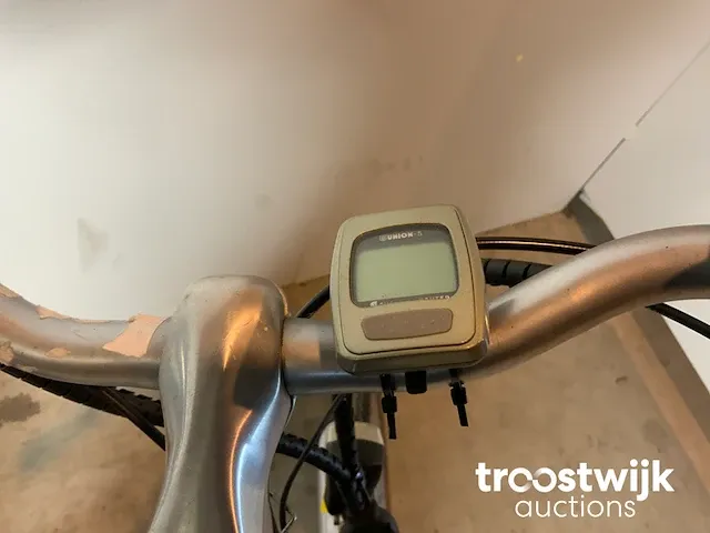 Elektrische fiets - afbeelding 6 van  9