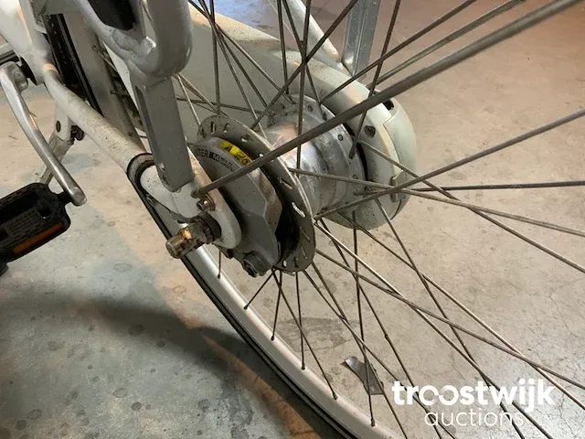 Elektrische fiets - afbeelding 8 van  9