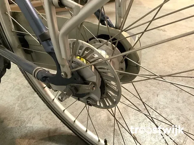 Elektrische fiets - afbeelding 8 van  9