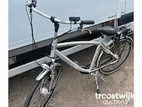 Elektrische fiets - afbeelding 4 van  8