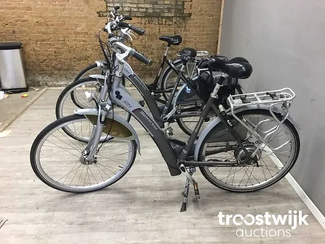 Elektrische fiets - afbeelding 4 van  11