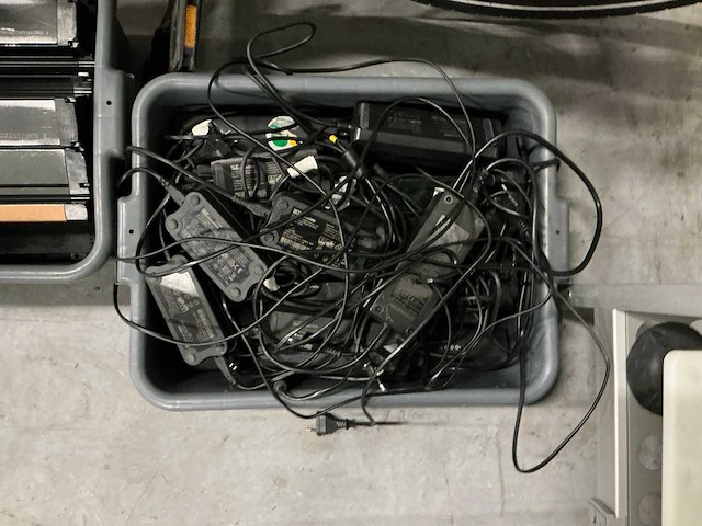 Elektrische fietsen met toebehoren (2x) - afbeelding 2 van  6