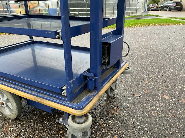 Elektrische gereedschapswagen - afbeelding 8 van  16