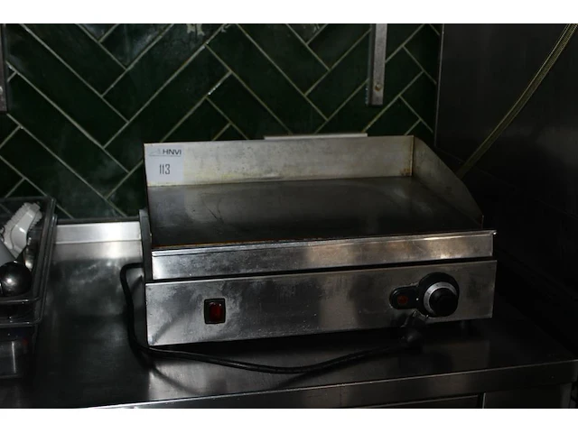 Elektrische grillplaat. afmeting 55 x 38 x 25 cm. - afbeelding 2 van  2