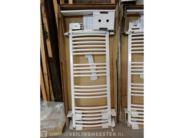 Elektrische handdoekradiator rettig, bagana, wit, 1222x 500 - afbeelding 1 van  2