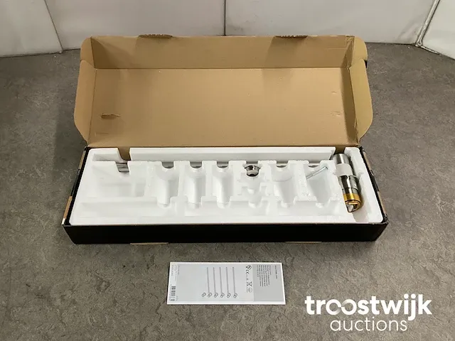 Elektrische handdoekwarmer - afbeelding 3 van  8