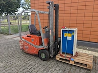 Elektrische heftruck, bt, cbe1.2t, rood, 2003 - afbeelding 8 van  34