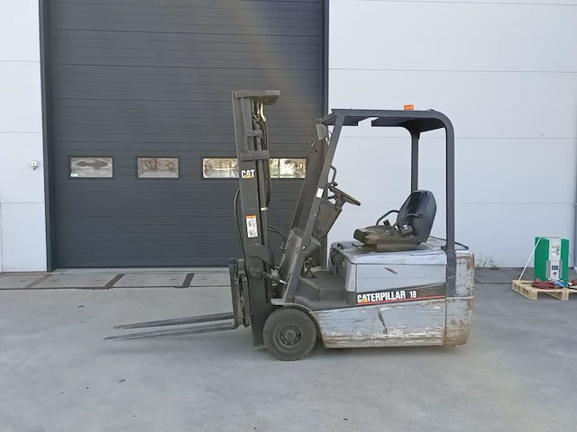 Elektrische heftruck, caterpillar, 1800 kg, 1999 - afbeelding 5 van  42