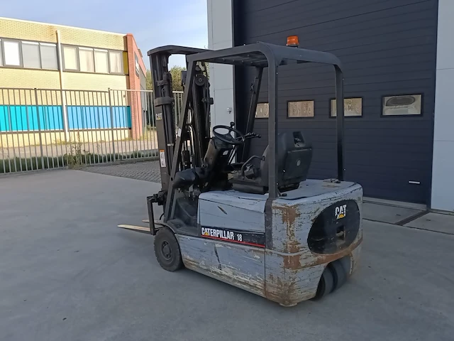 Elektrische heftruck, caterpillar, 1800 kg, 1999 - afbeelding 8 van  42