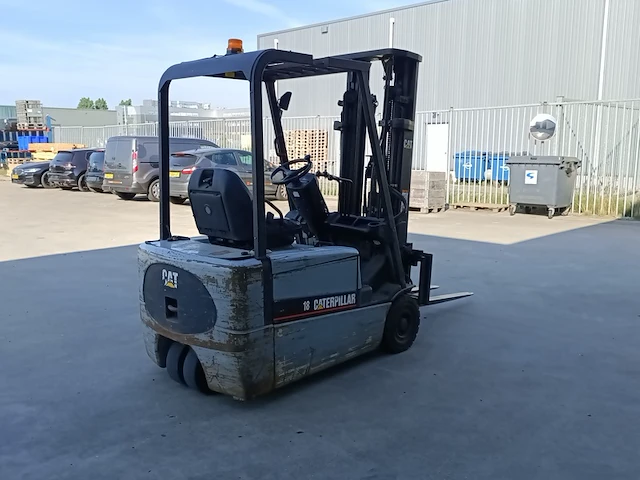 Elektrische heftruck, caterpillar, 1800 kg, 1999 - afbeelding 13 van  42