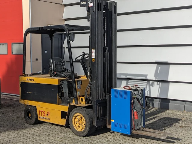 Elektrische heftruck, deawoo, b30s, geel/blauw, 1998 - afbeelding 23 van  36