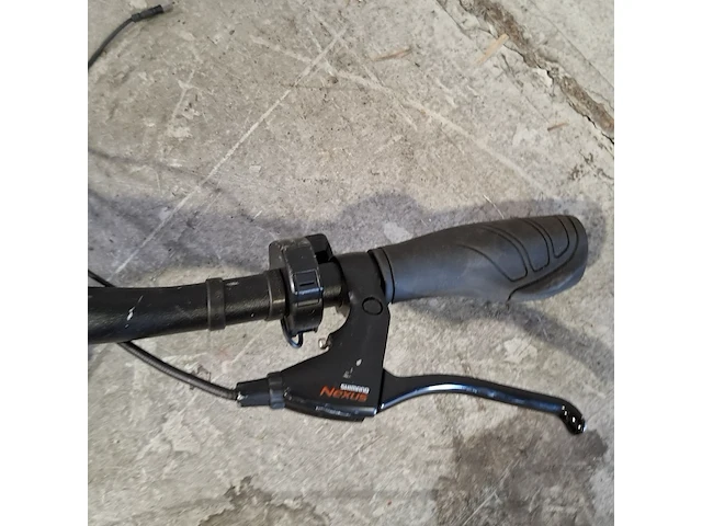 Elektrische herenfiets in onderdelen, vioord - afbeelding 3 van  11