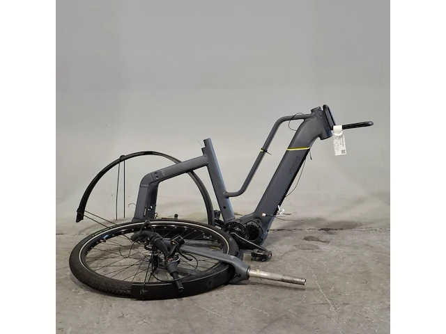 Elektrische herenfiets in onderdelen, vioord - afbeelding 1 van  11