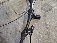 Elektrische herenfiets in onderdelen, vioord - afbeelding 10 van  11