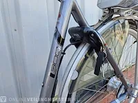 Elektrische herenfiets trek, navigator 300+, zilver - afbeelding 7 van  8