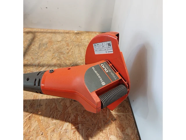 Elektrische kantenmaaier en handmaaier, husqvarna en gardena - afbeelding 5 van  9
