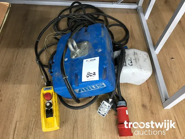 Elektrische kettingtakel - afbeelding 1 van  5