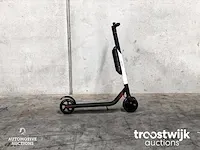 Elektrische kickscooter / step - afbeelding 4 van  9
