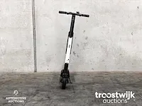 Elektrische kickscooter / step - afbeelding 5 van  9