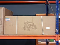 Elektrische kinderauto, rood, 2025 - afbeelding 2 van  3