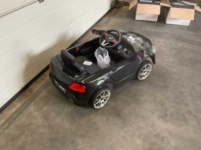Elektrische kinderauto - afbeelding 4 van  11